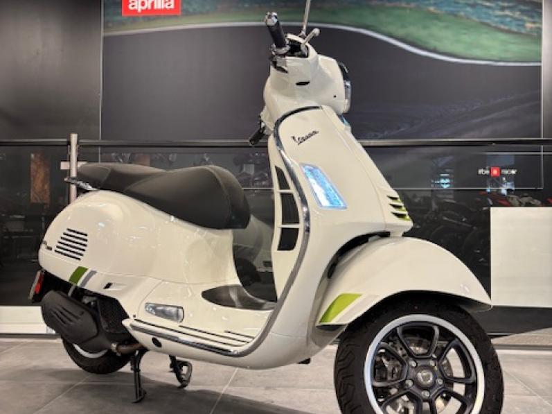 VESPA GTS 125 SUPER TECH